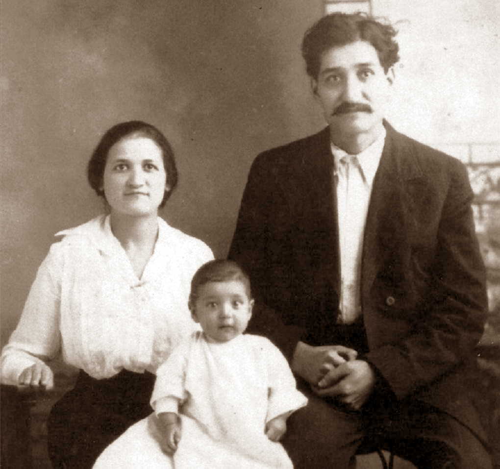 Blas Lara Cáceres amb sa companya Consuelo Medina i son fill Floreal (Berkeley, 1920)