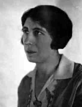 Rose Witcop fotografiada per Senya Fl&eacute;chine