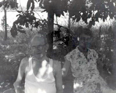 Virgilio Bertola i Agostina Mazzarese en les II Trobades Llibertàries celebrades entre el 30 i el 31 de juliol de 1988 a La Roquebrussanne (Foto de Bruno Nappi)